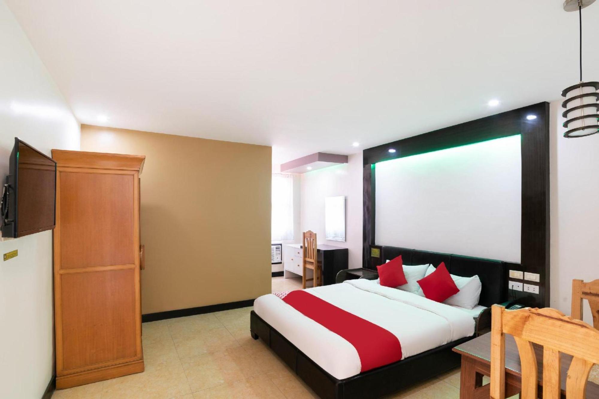 Oyo 195 Ranchotel - Binan Екстериор снимка