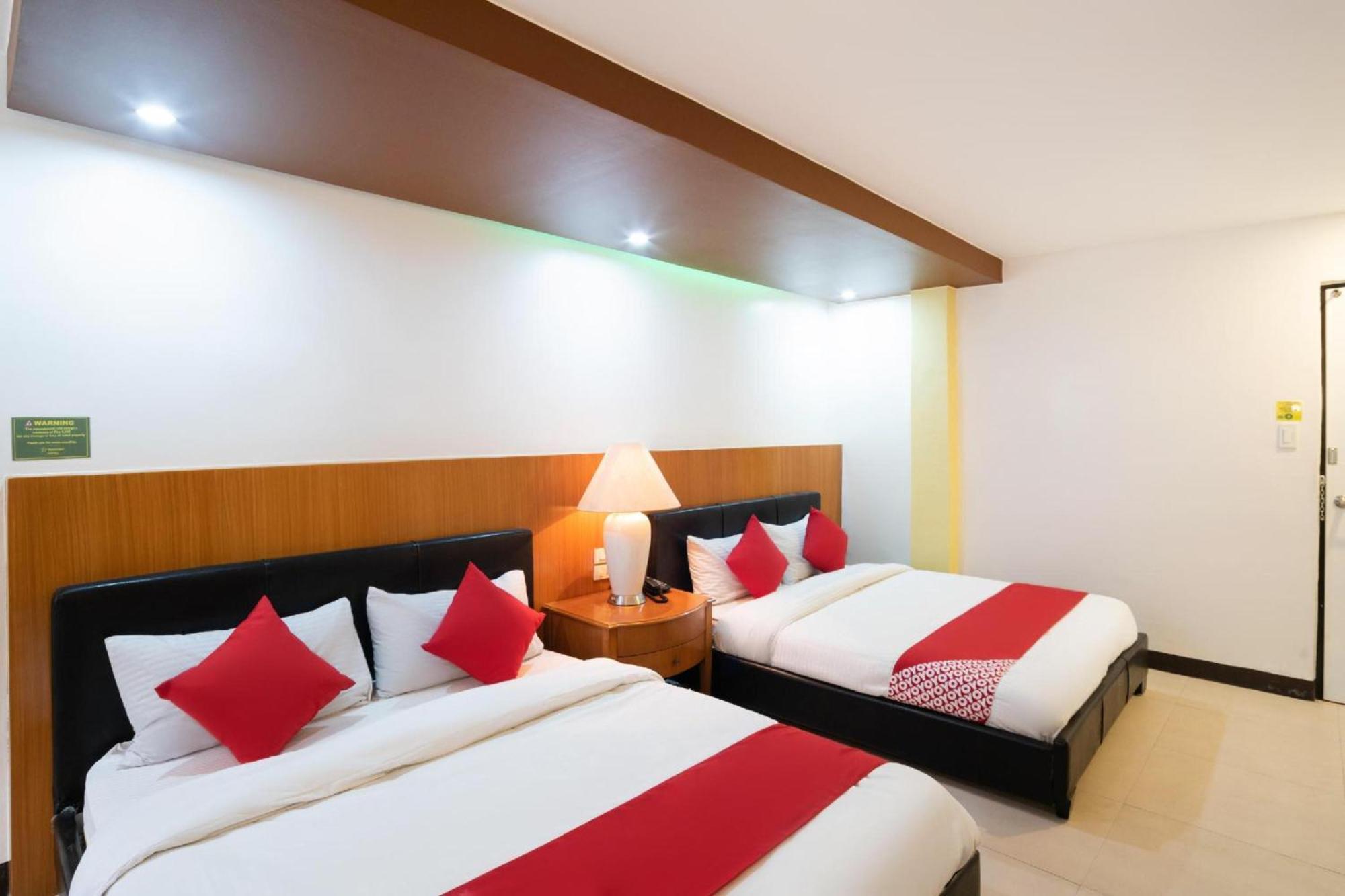 Oyo 195 Ranchotel - Binan Екстериор снимка