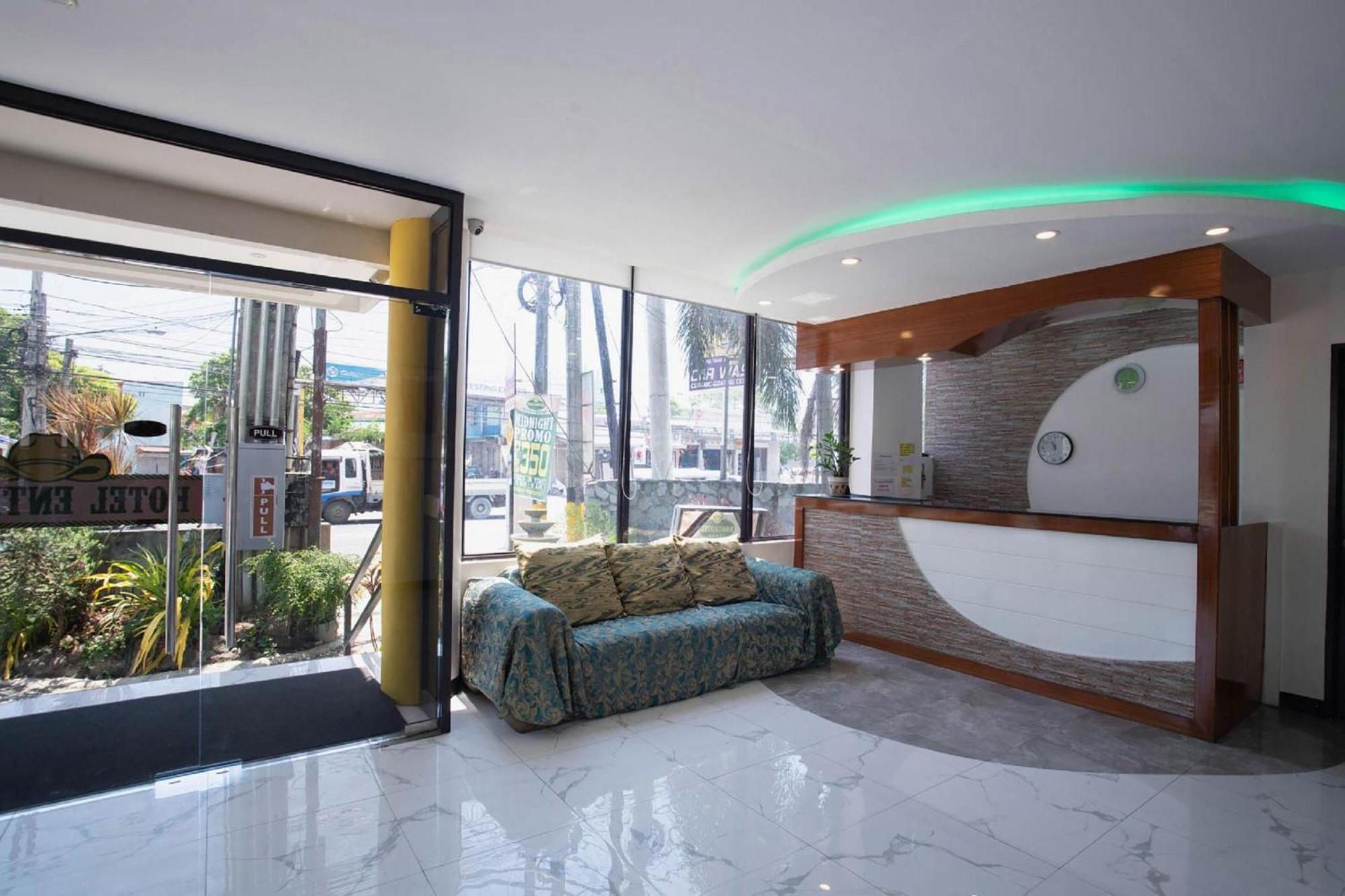 Oyo 195 Ranchotel - Binan Екстериор снимка