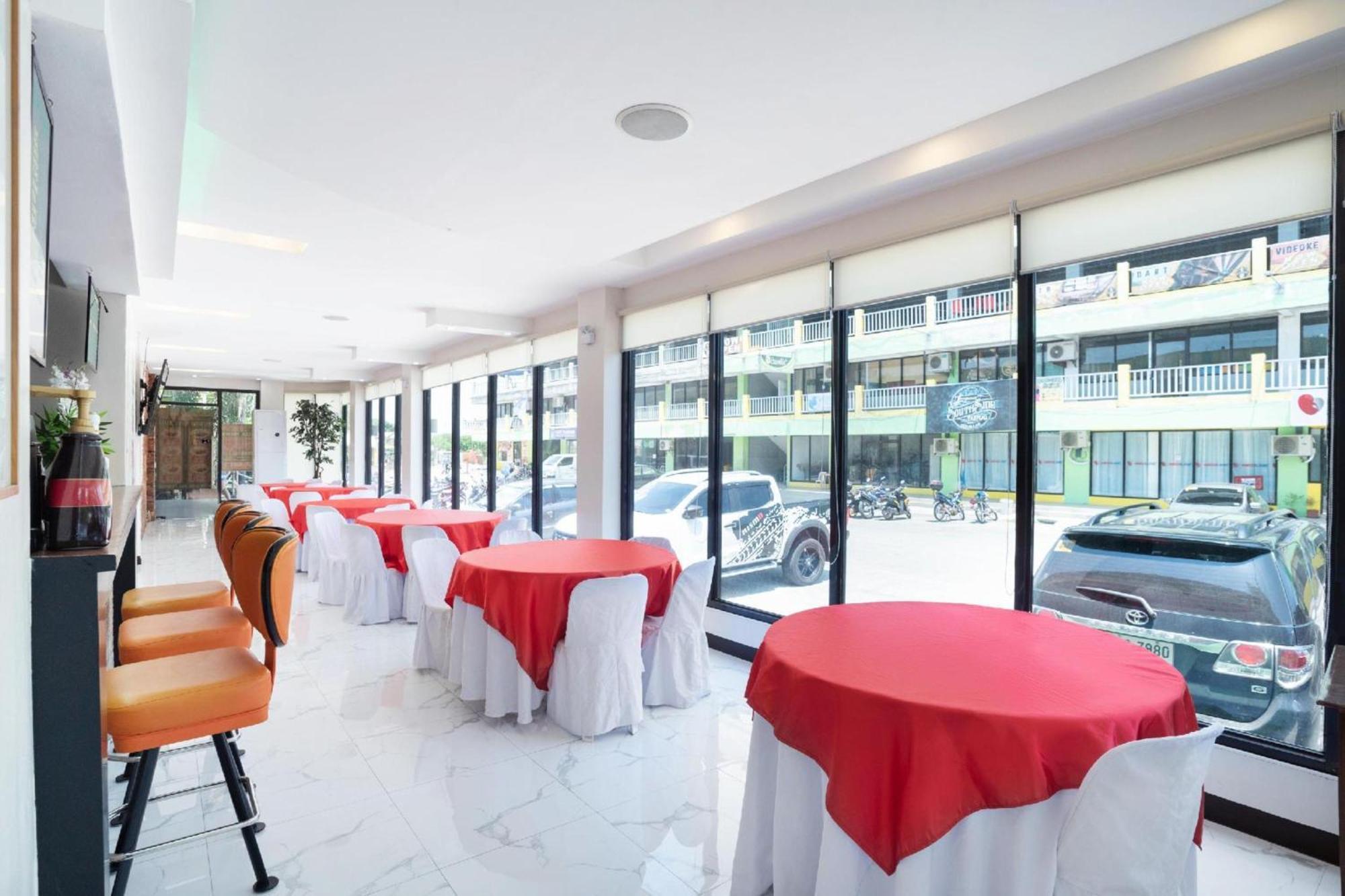 Oyo 195 Ranchotel - Binan Екстериор снимка